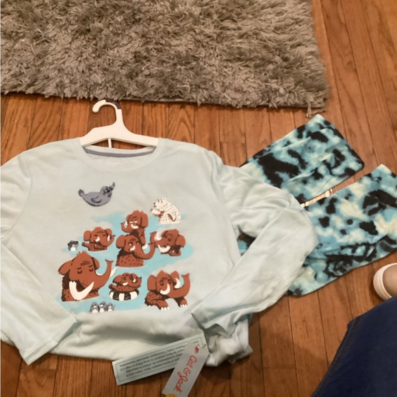 Kids/Youth Pajama Set - Picture 2 of 6